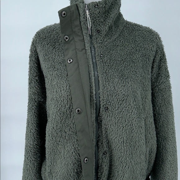 Vuori Women's Cozy Sherpa Jacket Green Fleece Jacket Olive Green Size Large - Picture 5 of 13